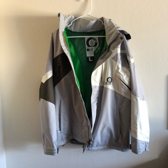Volcom Jackets & Blazers - Volcom gray nimbus waterproof snowboarding jacket